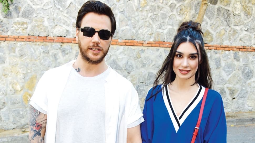 Burcu Kıratlı ve Sinan Akçıl yeniden evleniyor