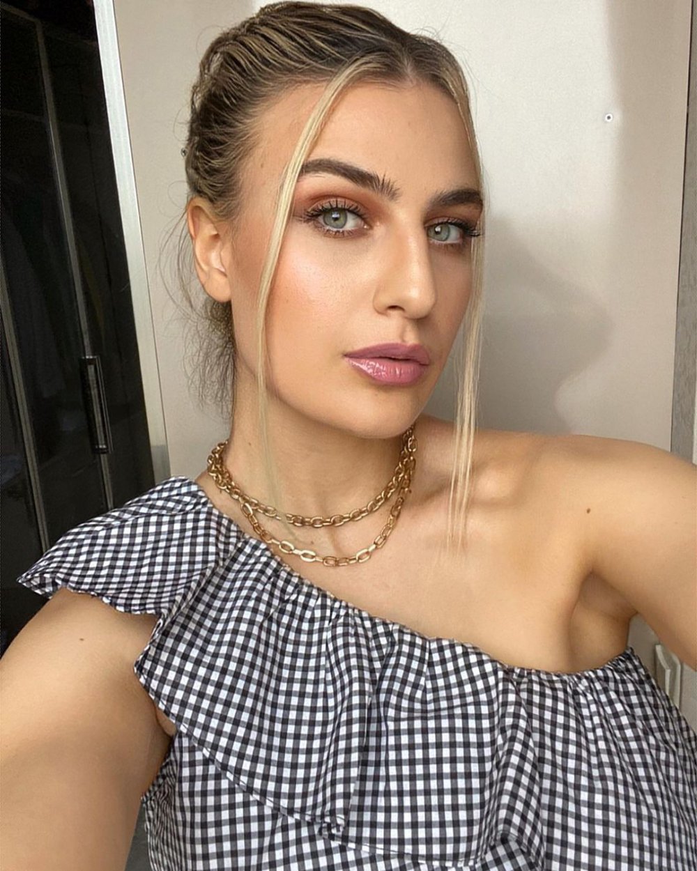 Gelinim Mutfakta Sibel Arkın