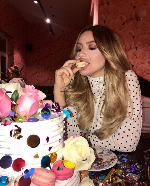 hadise dudak dolguları