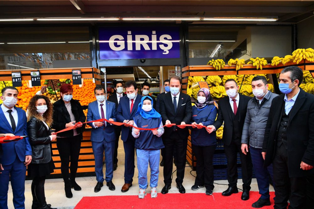 Onur Hipermarketleri