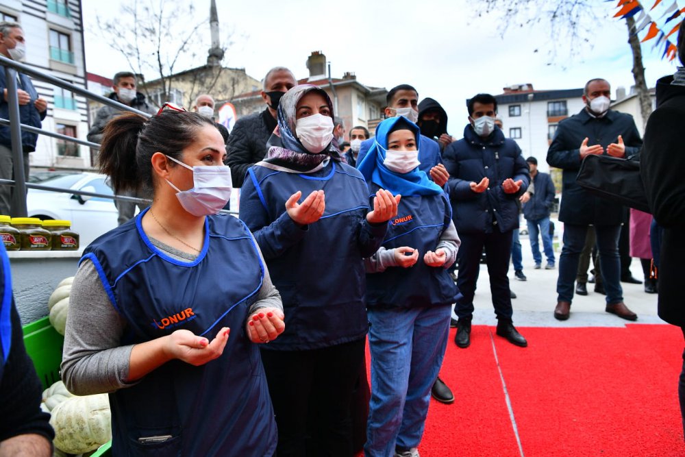 Onur Hipermarketleri