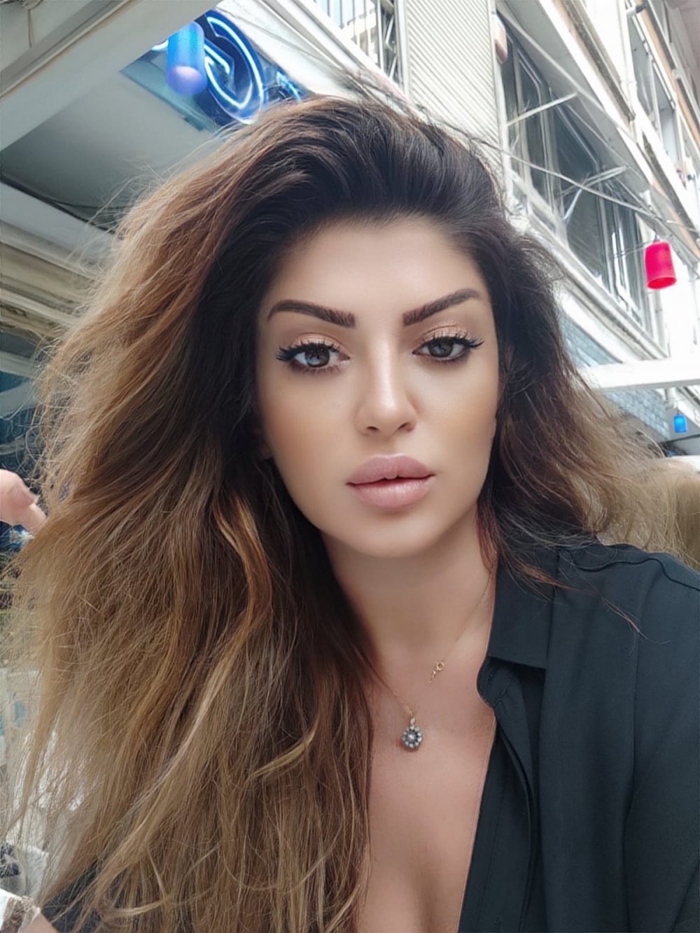 Astrolog Nil Karayel