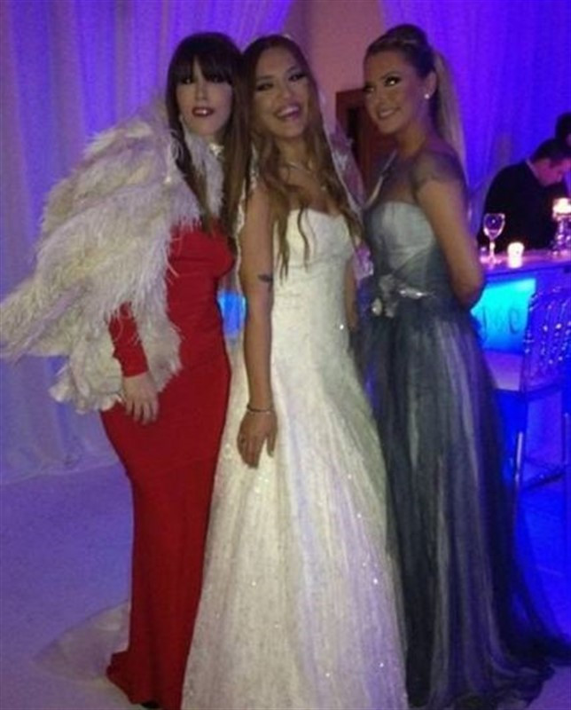 demet akalın hande yener barıştı mı