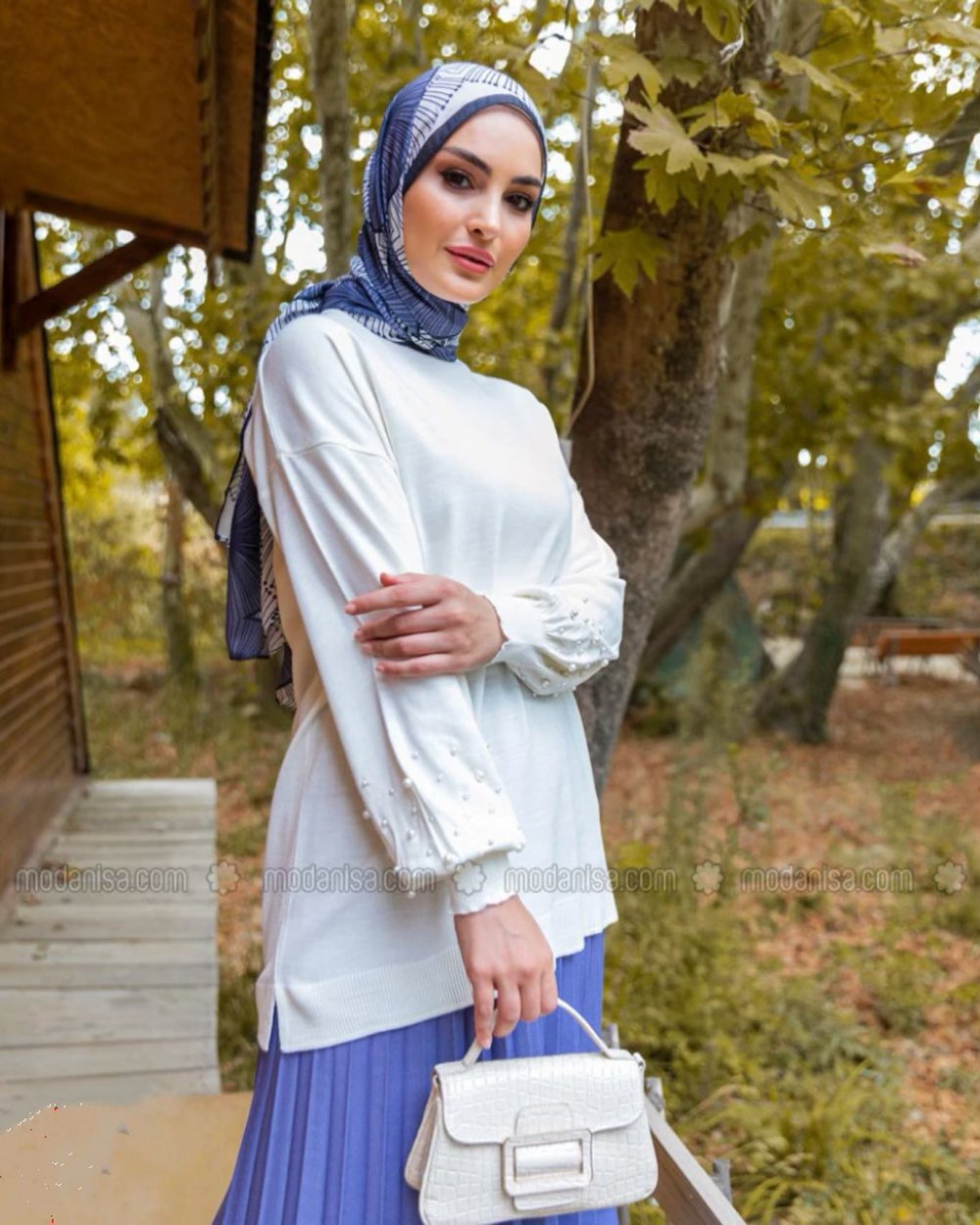 En Hamarat Benim Semanur