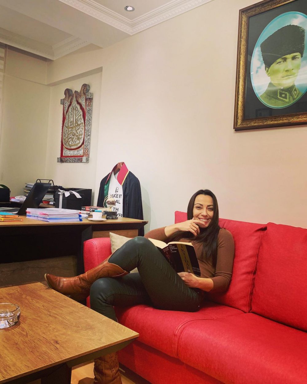 Avukat Funda Sadıkahmet