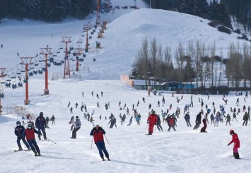 Xinjiang Uygur Özerk Bölgesi, dünyanın yeni kayak merkezi oldu