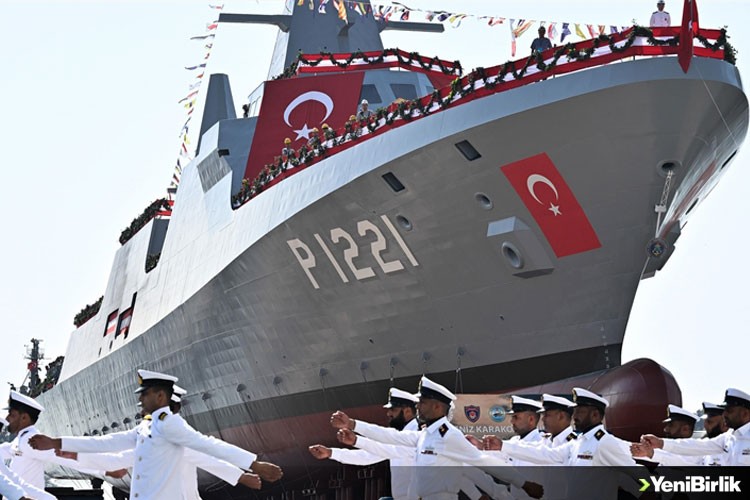 İstanbul'da Pakistan MİLGEM teslimatı ile karakol gemilerini denize indirme töreni yapıldı