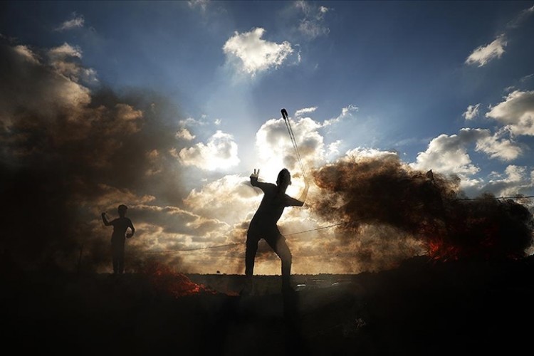 Gazze'de, yerleşimcilerin Mescid-i Aksa baskınına karşı organize edilen protestolar devam ediyor