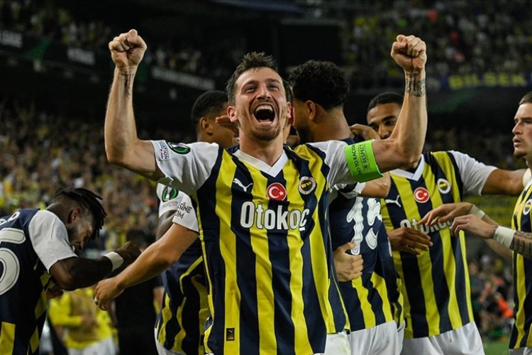 Fenerbahçe'den rekor gollü sezon başlangıcı