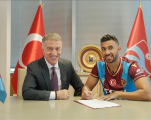 Trabzonspor'da Trezeguet için imza töreni düzenlendi