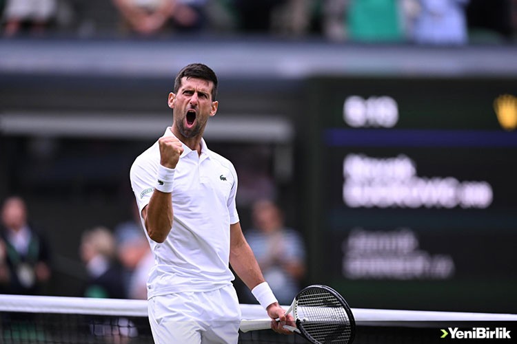 Novak Djokovic 2-0'dan döndü; Sinner'i 5 sette devirdi