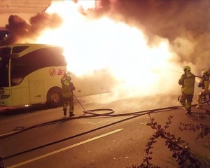 Ankara'da seyir halindeki yolcu otobüsü yandı