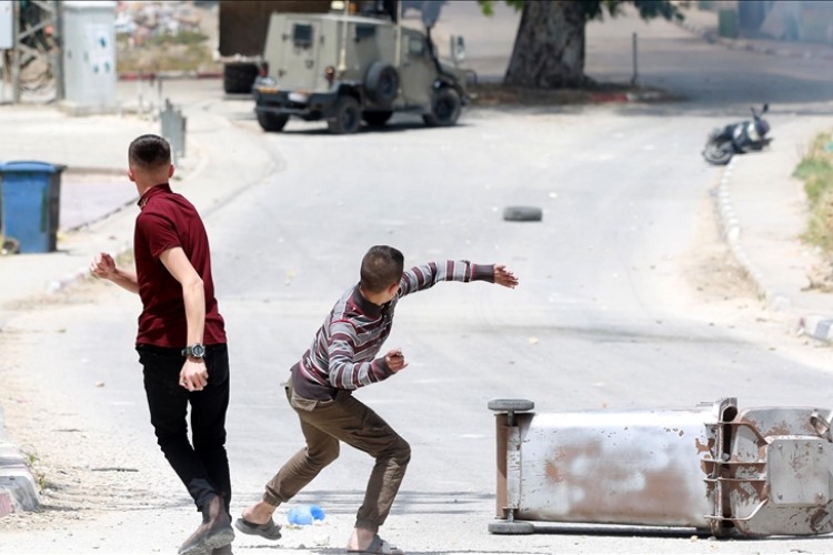İsrail ordusu Cenin kenti baskınında bir Filistinliyi öldürdü