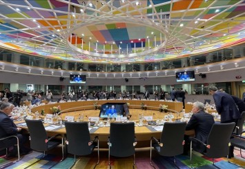 Türkiye'ye Avrupa Siyasi Topluluğu liderler toplantısı daveti