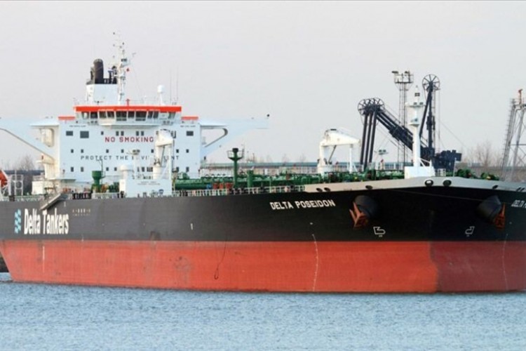 İran Basra Körfezi'nde Yunanistan'a ait iki petrol tankerini alıkoydu