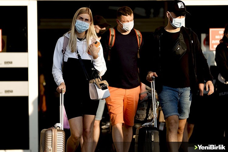 Antalya'ya hava yoluyla gelen turist sayısı 2 milyonu aştı