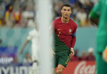 Ronaldolu Portekiz son 16 için Uruguay karşısında