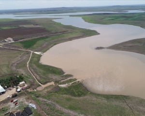 Diyarbakır'da Dicle Barajı'ndan Devegeçidi Barajı'na 20 milyon metreküp su aktarıldı