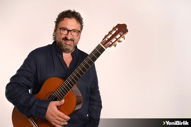 Dünyaca Ünlü Gitarist Aniello Desiderio İstanbul AKM'de
