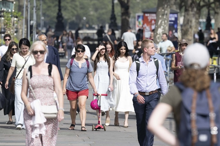 İngiltere'de 2022'de sıcak hava nedeniyle 4 bin 507 kişi öldü