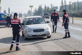 Jandarmanın kadın 'hızırları' trafikte göz açtırmıyor