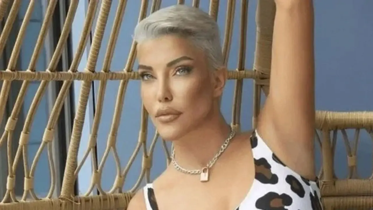 Deniz Akkaya, gazeteci Emrullah Erdinç'e ateş püskürdü: Sıra sana da gelecek! 3