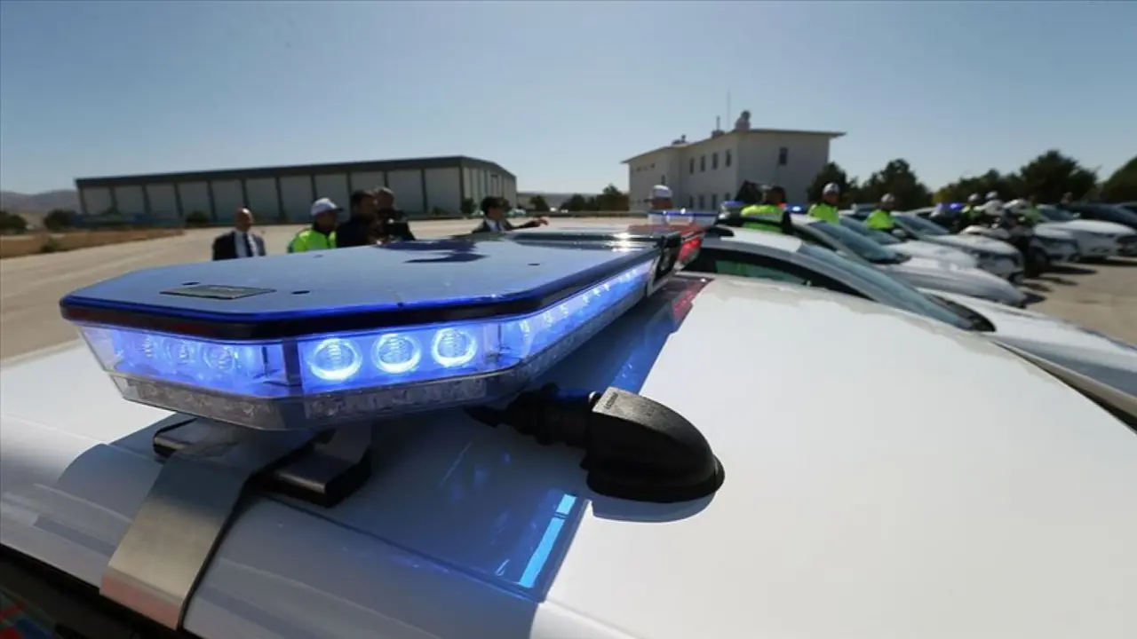 Çakar Cezası Kaç TL 2025? Usulsüz Çakar Lamba Kullanma Cezası Aralık 2025 Güncel Detaylar! 2