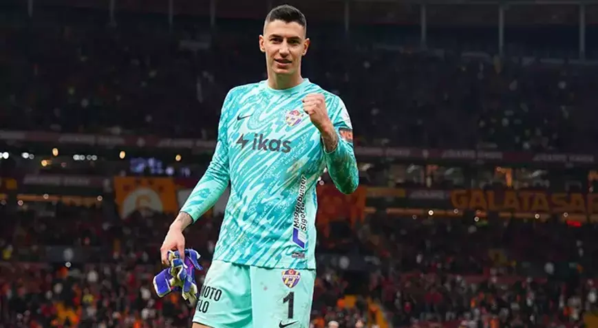 Berke Özer’in Kız Arkadaşı Var Mı, Sevgilisi Kim? Berke Özer’in Sevgilisi Aylin Akçay Kimdir? 1