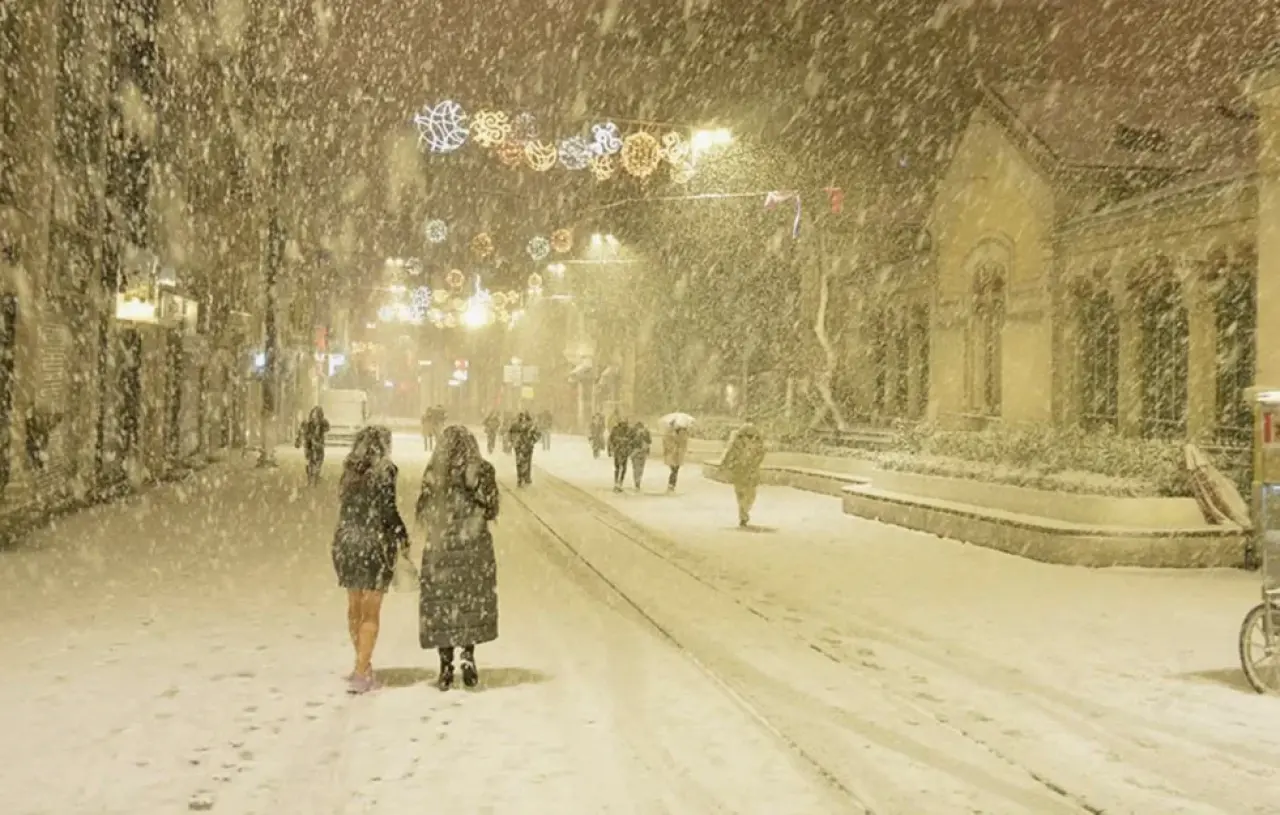Meteoroloji tarihi duyurdu! İstanbul'a beklenen kar geliyor 8