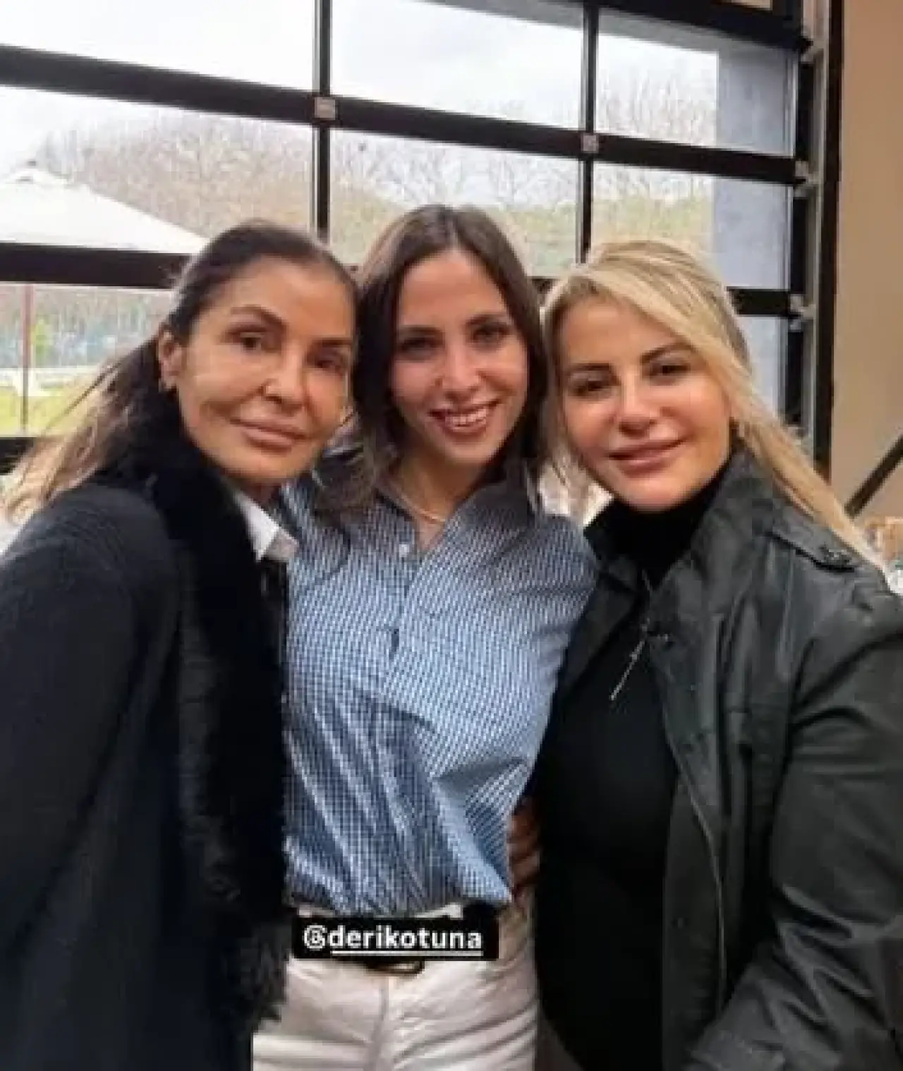 Hülya Avşar’ın Kızı Zehra Çilingiroğlu’nun Sevgilisi Kim? Evlilik Mi Geliyor? 3