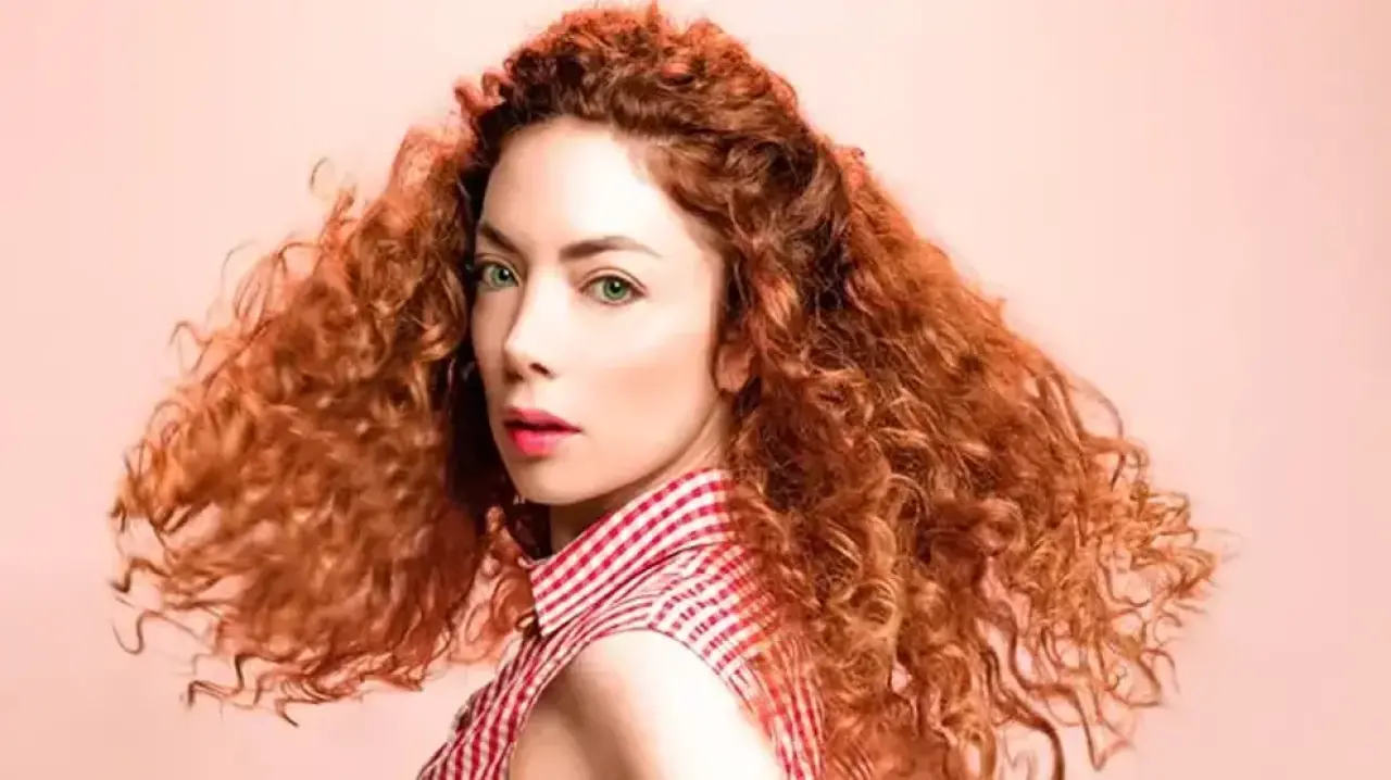 Akasya Asıltürkmen Hayatı! Kaç Yaşında, Nereli, Evli Mi, Sevgilisi Var Mı? Hangi Yapımlarda Rol Aldı? 3