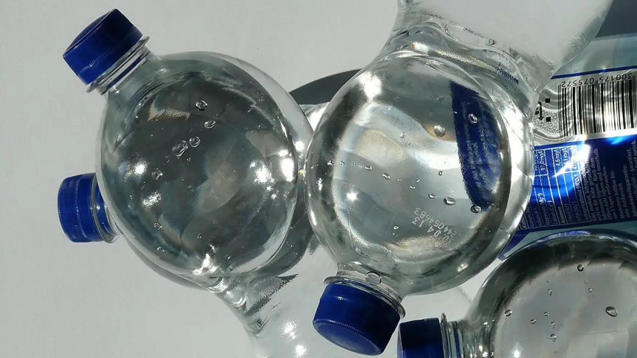 Plastik Şişelerin Tekrar Tekrar Kullanımı Sağlık Üzerinde Gizli Tehditler Yaratıyor! Uzmanlar Uyardı! 2