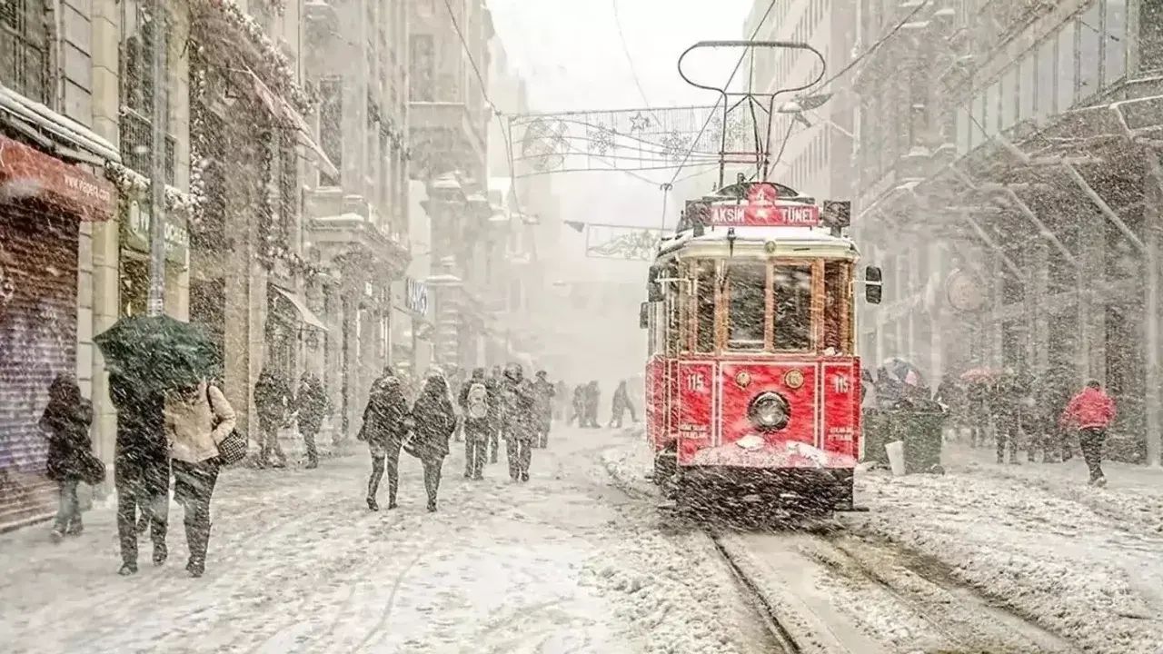 Meteoroloji tarihi duyurdu! İstanbul'a beklenen kar geliyor 10
