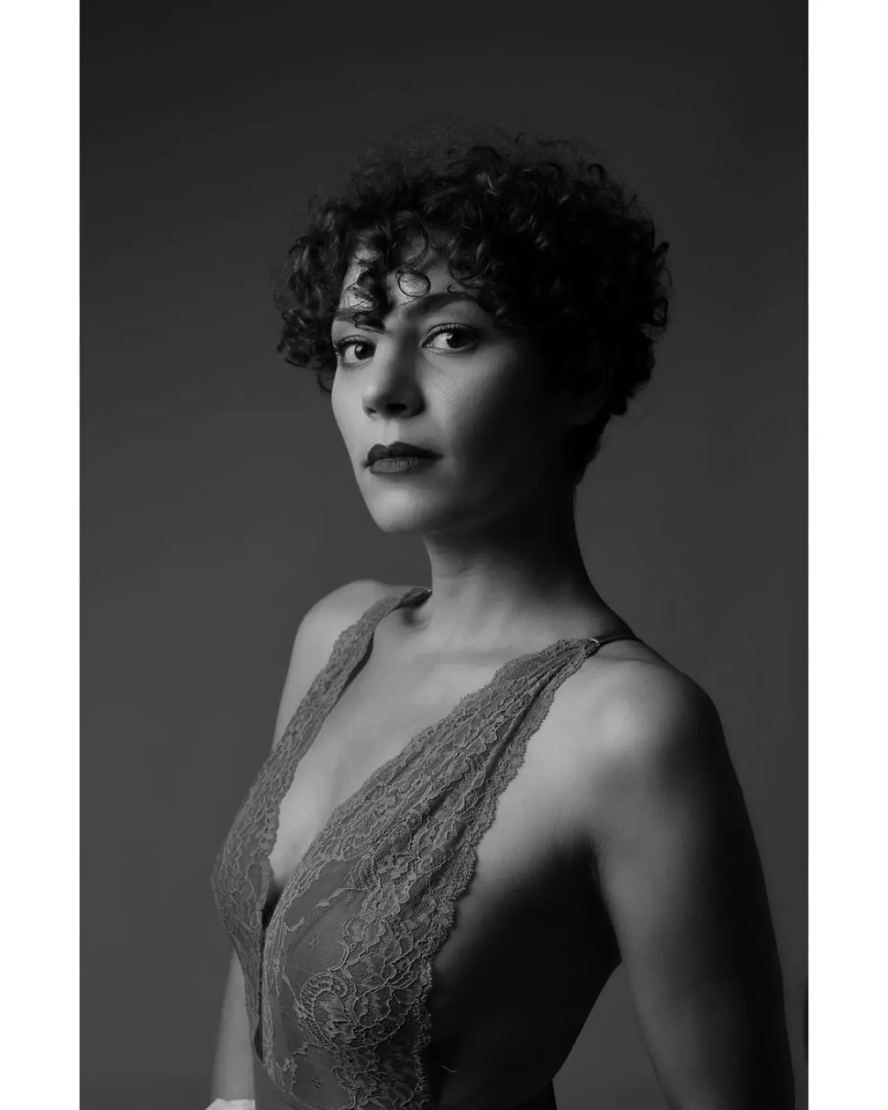 Sevim Erdoğan’ı görenler gözlerine inanamadı! Kızılcık Şerbeti’nin ağırbaşlı Leman’ı gerçek hayatta bambaşka biri çıktı 3