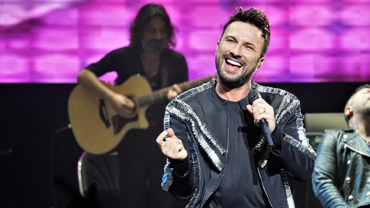Türk Pop Müziğinin Mega Starı Tarkan Kimdir, Kaç Yaşında, Nerede Yaşıyor, Eşi Kim, Çocuğu Var Mı? 3