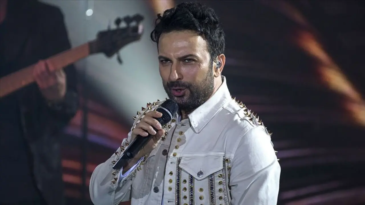Türk Pop Müziğinin Mega Starı Tarkan Kimdir, Kaç Yaşında, Nerede Yaşıyor, Eşi Kim, Çocuğu Var Mı? 6