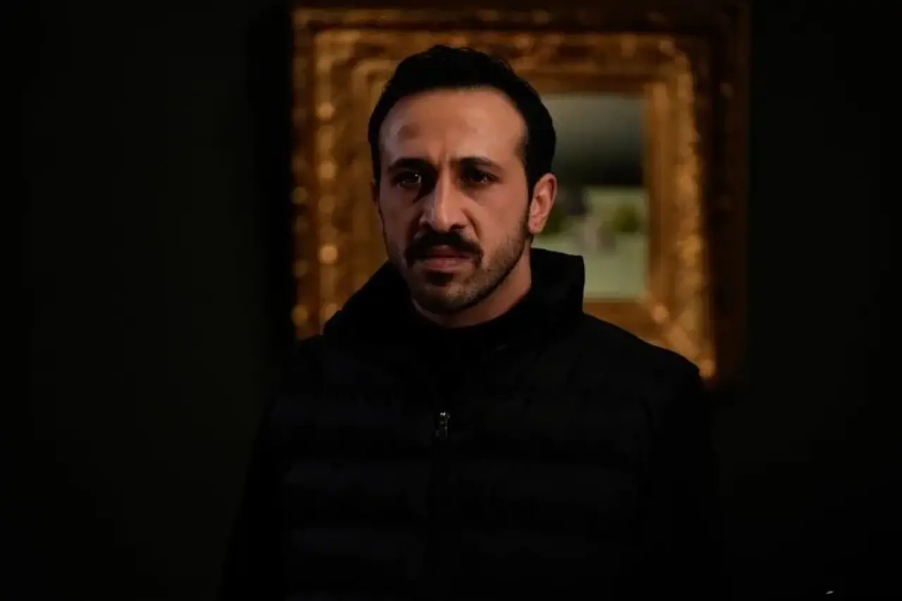 Yalı Çapkını 93. Bölüm Fragmanı Yayında! Ferit’in Sırrı Ortaya Çıkıyor mu? 3