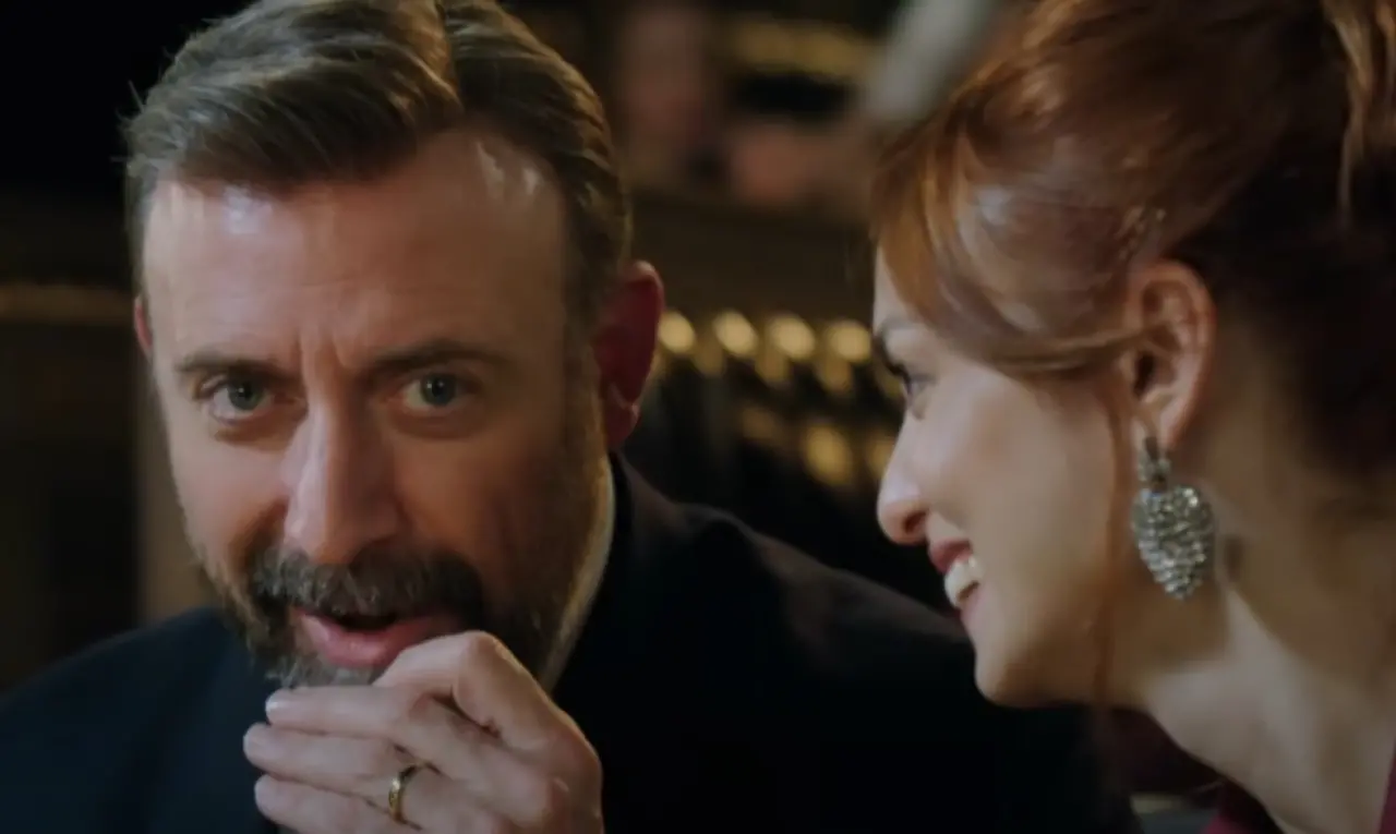 Kral Kaybederse Yayın Tarihi Belli Oldu! Dizinin Hikayesi Gerçek mi, Hangi Oyuncular Var? 1