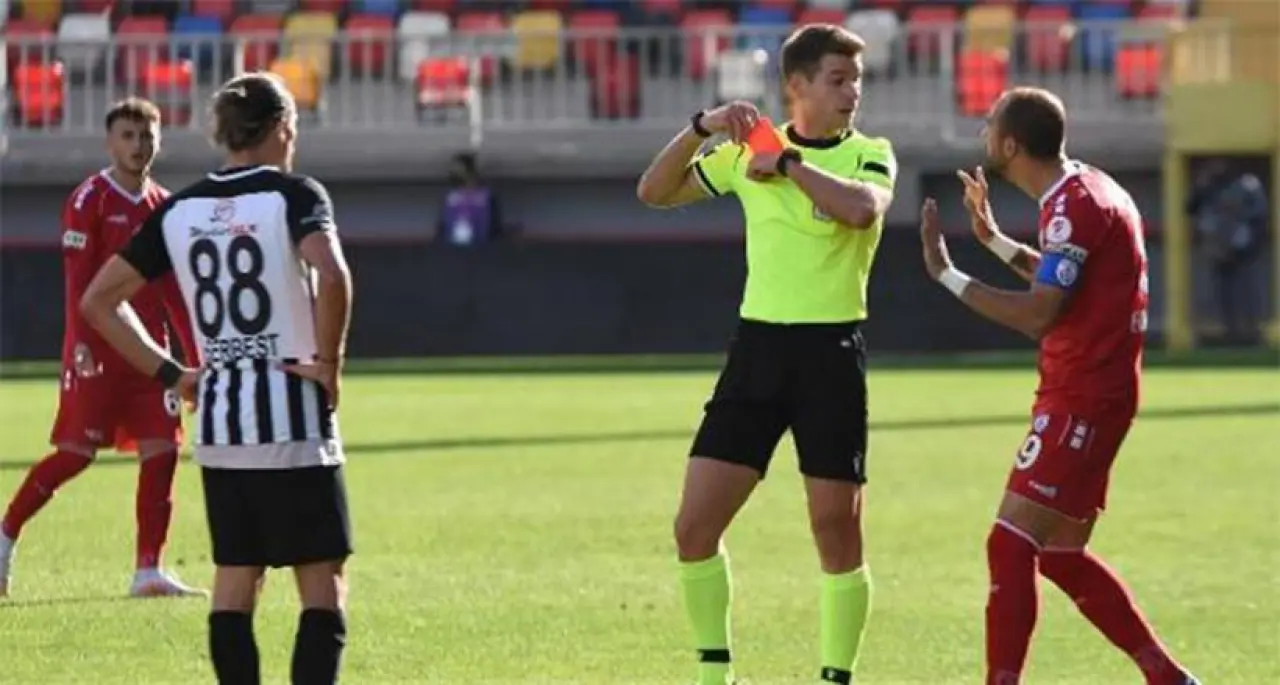 Ünlü Futbol Hakemi Gürcan Hasova Kimdir? Kaç Yaşında, Nereli? 2