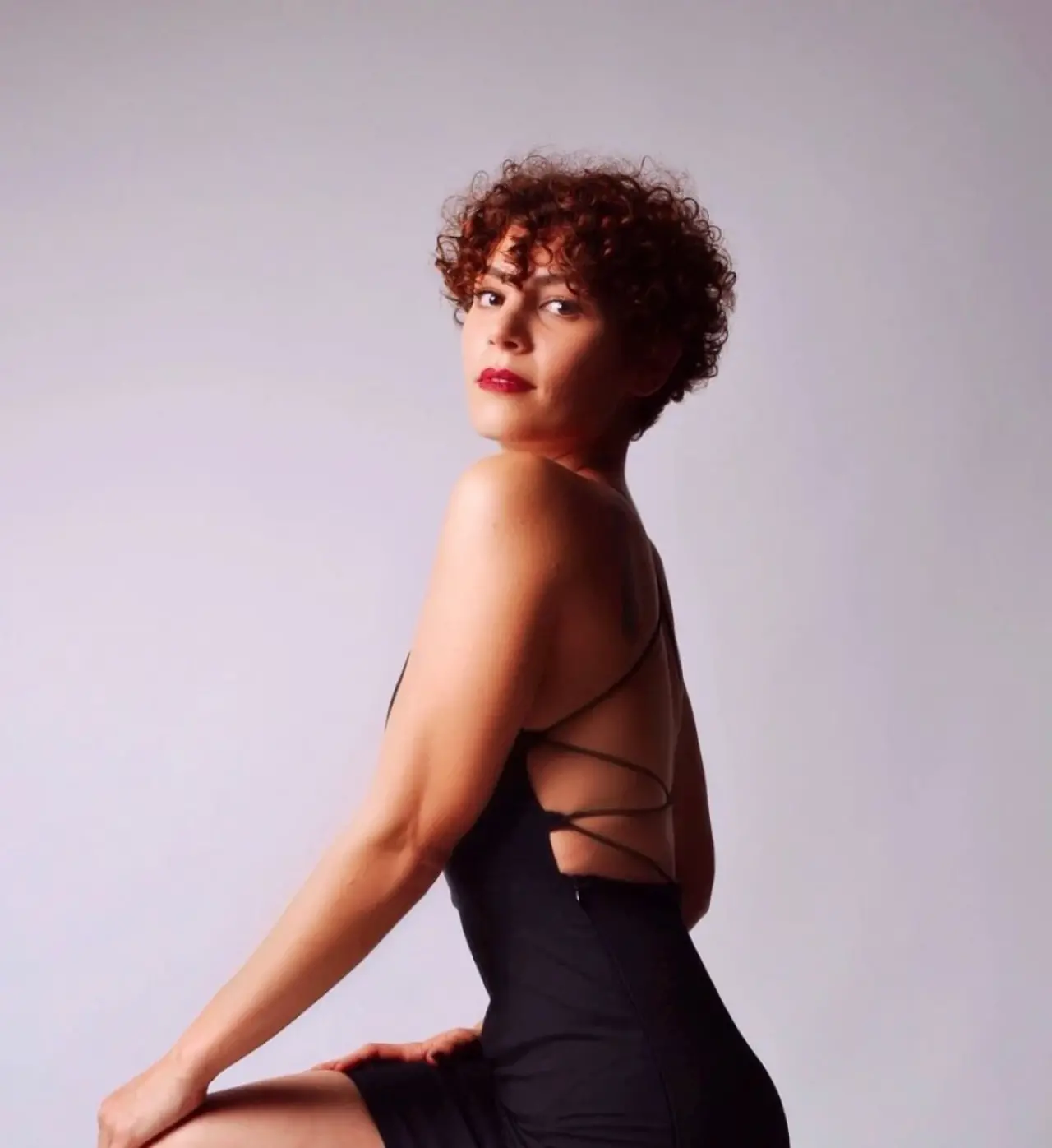 Sevim Erdoğan’ı görenler gözlerine inanamadı! Kızılcık Şerbeti’nin ağırbaşlı Leman’ı gerçek hayatta bambaşka biri çıktı 6