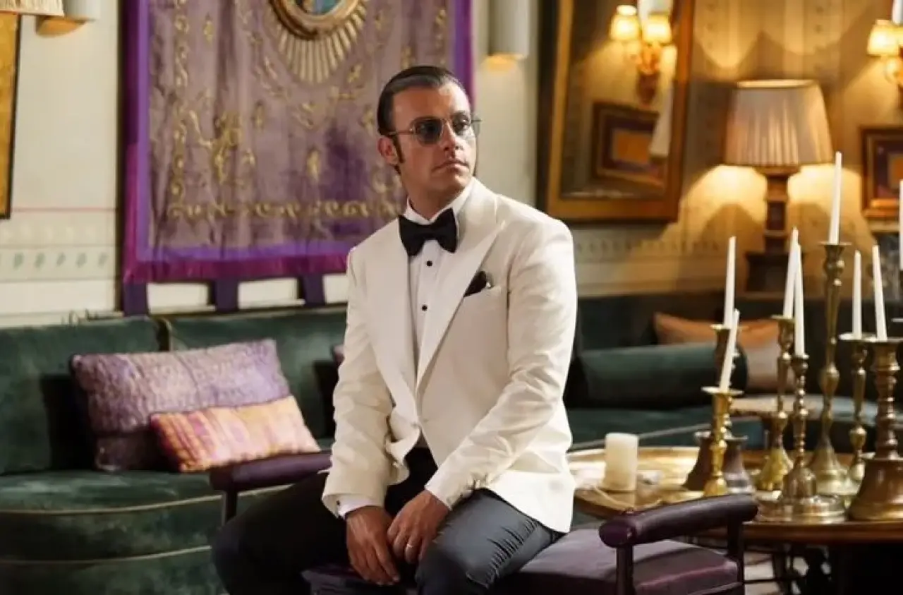 Başka Bir Gün’ün Serdar’ı Salih Bademci’nin Eşi de Ünlü Bir İsimmiş 5