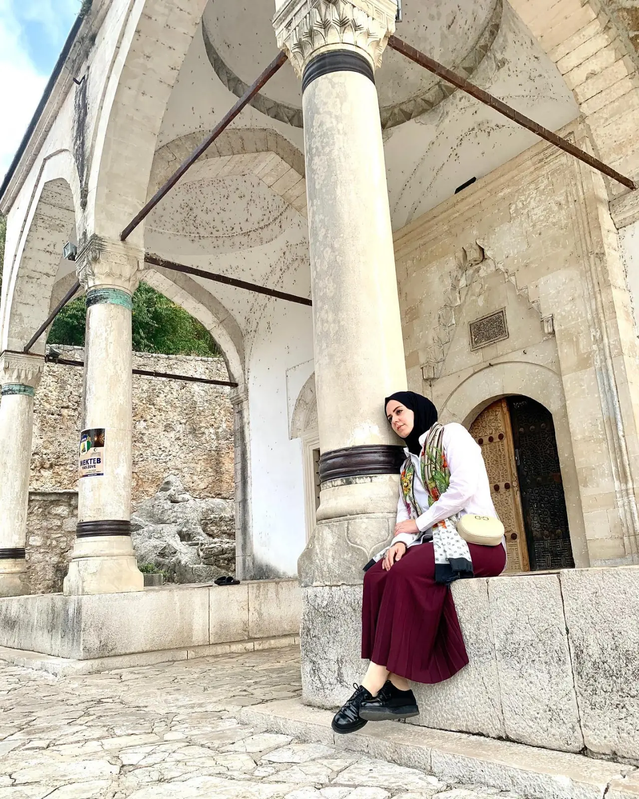 Padişah Torunu Nilhan Osmanoğlu Kimdir? Kaç Yaşında, Nereli, Evli mi? 2