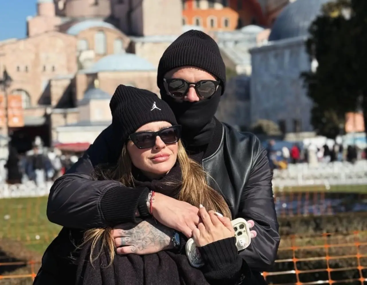 Maskeli Aşk: Mauro Icardi ve China Suarez, İstanbul’da Gizlice Romantik Bir Geziye Çıktı! 5