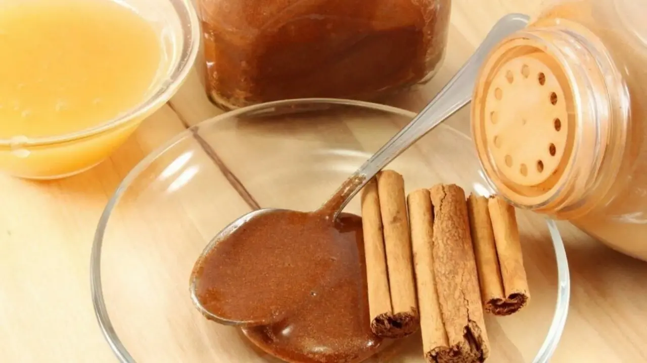 Sivilceleri Yok Etmenin Doğal Yolları Nelerdir? Evde Uygulayabileceğiniz 6 Etkili Çözüm! 2