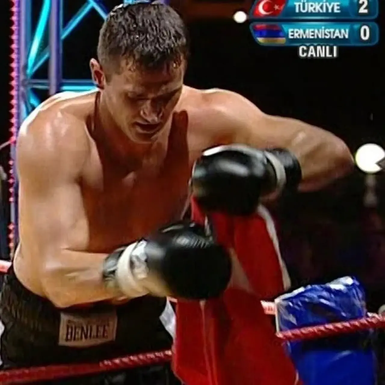 Kick Boksçu Yavuz Özden Kimdir? Kimi, Neden Darp Etti? Tutuklandı mı? 4