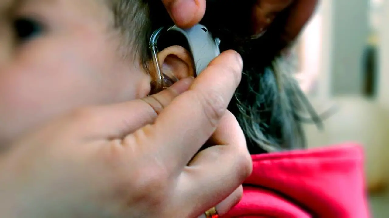 Gürültü Engelleyici Kulaklıklardaki Tehlike: Dinleme Becerilerine Zarar Vererek Unutturuyor! 2