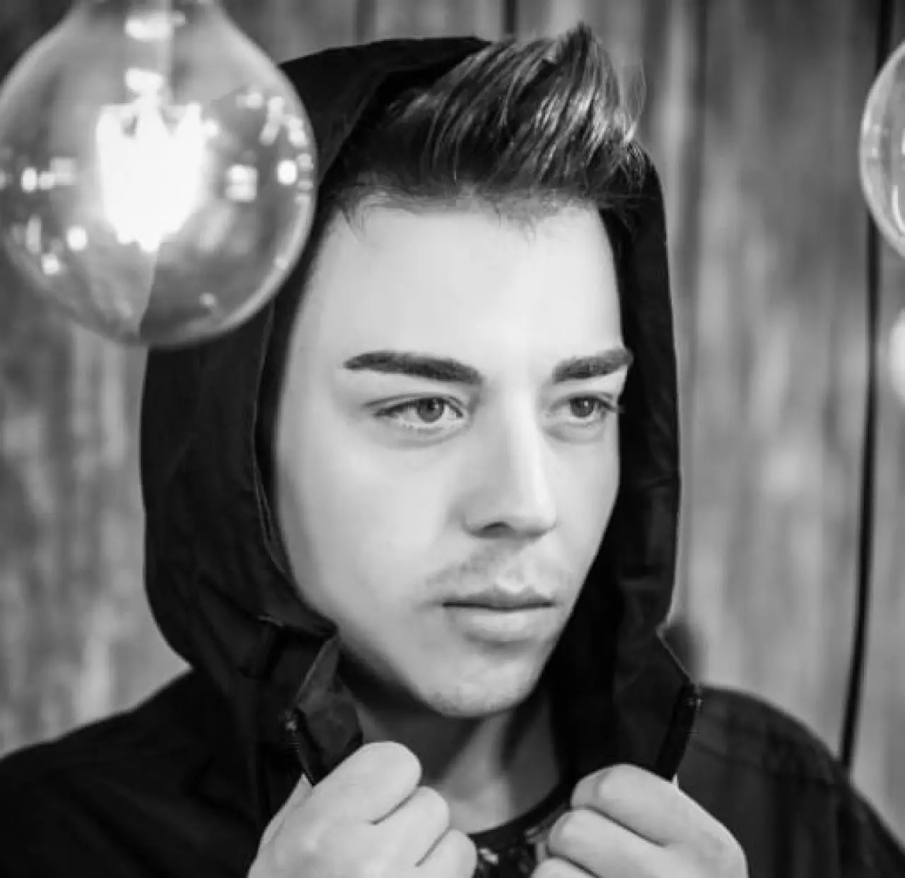 Ali Akkaya Kimdir? Aslen Nereli, Kaç Yaşında, Alevi mi, Boyu, Kilosu, Sevgilisi Kim? 1