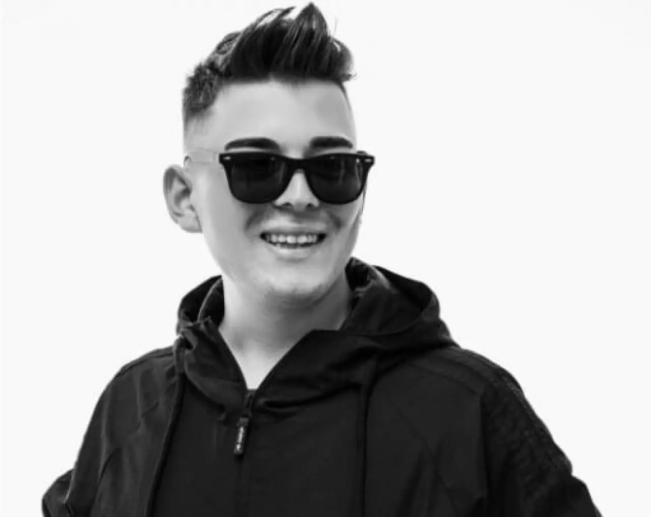 Ali Akkaya Kimdir? Aslen Nereli, Kaç Yaşında, Alevi mi, Boyu, Kilosu, Sevgilisi Kim? 4