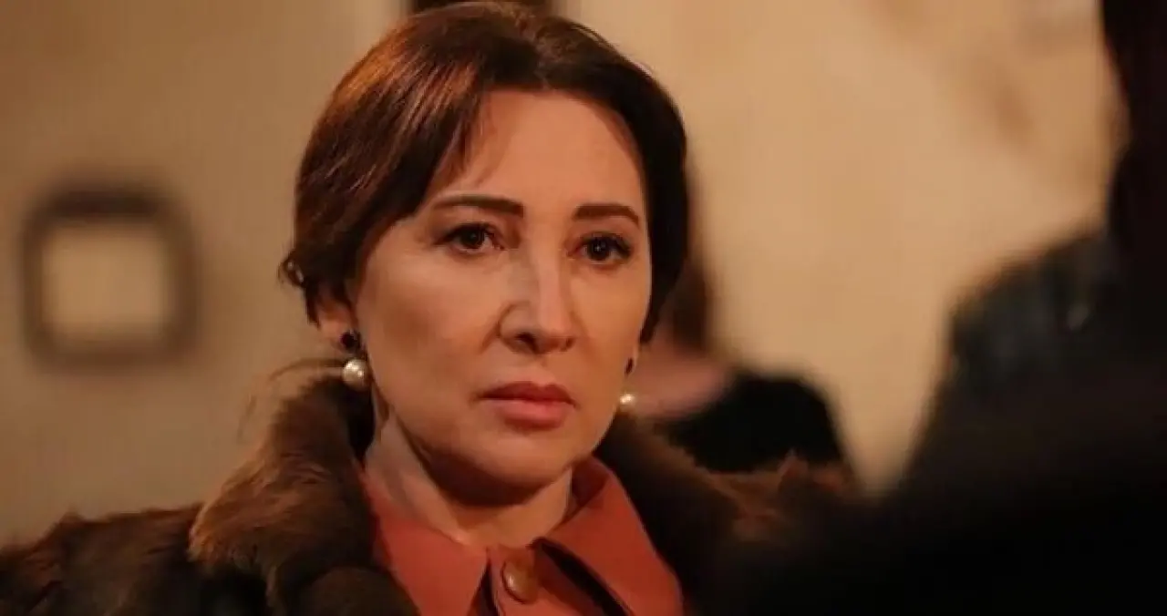 Ayşegül Günay sevgilisi kim, sevgilisi var mı, sevgilisi nereli, kaç yaşında ve Instagram hesabı var mı? 2