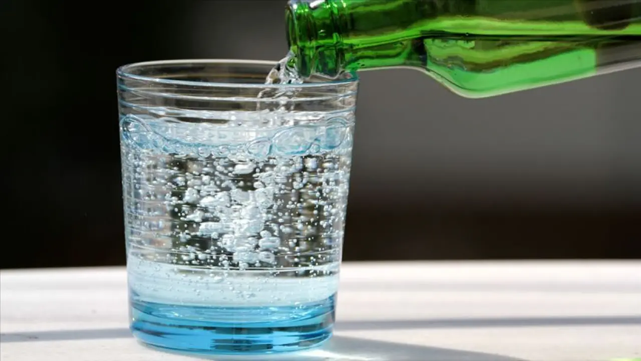 İftar Sonrası Maden Suyu İçilmeli mi? Ramazanda Hazımsızlık Sorununa Neler İyi Gelir? 4